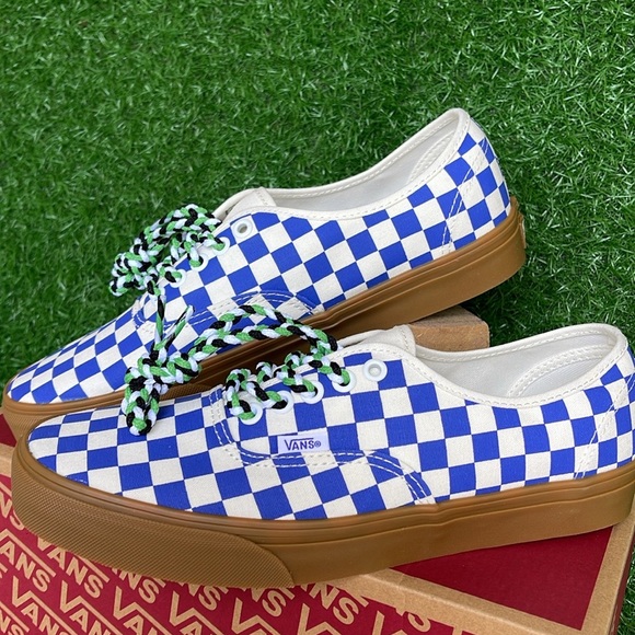 Vans Men’s Authentic
Checkerboard Blue/White
VN0009PVY6Z
Sneakers - Picture 6 of 16
